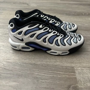 Nike Air Max Plus Drift Black Shoes -Reg $185-Style# FD4290 102- Size 10.5 - Picture 1 of 8