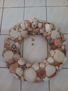 Handgefertigter Muschelkranz - Bild 1 von 2