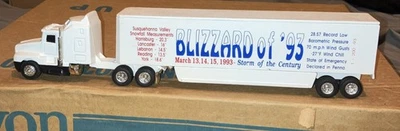 Remolque tractor Ertl diecast Kenworth T600A Blizzard del 93 desgaste ligero sin caja Foto 1 de 4