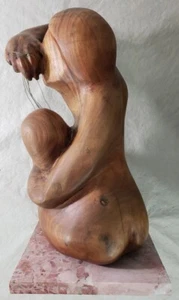 ¿Nogal tallado? Estatua de madera Wilkinson 1995 escultura madre abstracta orgánica 19" - Imagen 1 de 15