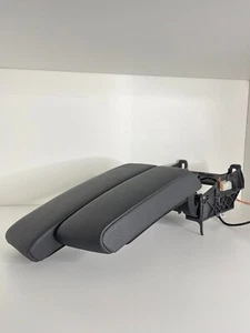 BMW 3 E90 E91 E92 E93 Arm Rest Front Armrest Black Leather 51167137569 7137569 - Picture 1 of 24