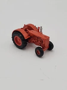 1/64 ERTL Case 500 Tractor HO Scale For Model Layout And Scenic Setup - Picture 1 of 6