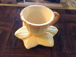 Ceramic Teacup and saucer - Picture 1 of 3