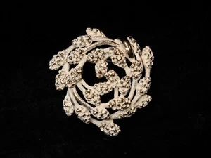 Beautiful Vintage Monet Gold and Ivory Enamel Wreath  - Picture 1 of 5