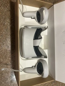 Meta Quest 2 VR - Picture 1 of 7