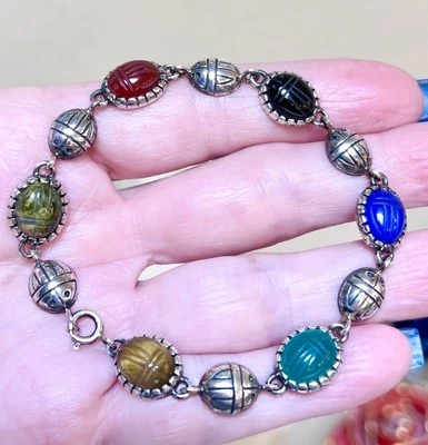 Maravilloso brazalete antiguo Art Deco egipcio tallado en plata de ley Foto 1 de 4