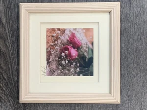 Larry Kanfer Signed 1992 Floral Photograph Pink Roses Baby’s Breath Framed - Picture 1 of 6