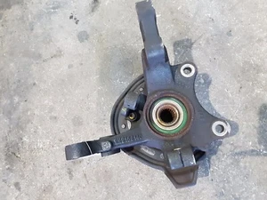 MOZZO MONTANTE FUSELLO ANTERIORE SINISTRO OPEL CORSA (00-06) 1.0 12V  - Bild 1 von 2