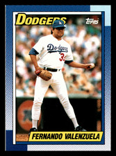 1990 Topps Fernando Valenzuela  Los Angeles Dodgers #340 Centered Mint