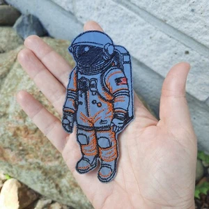 Astronaut reflective embroidered patch iron-on - Picture 1 of 6