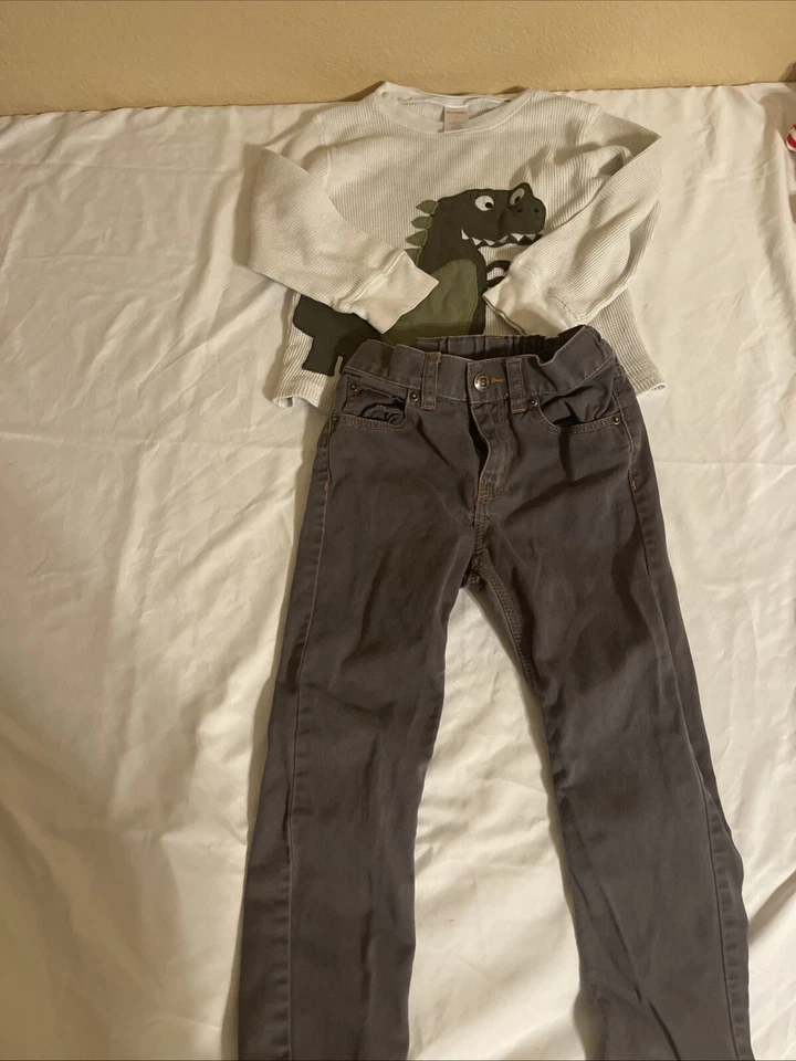 Gymboree Boys 3T  Dinosaur Sweatshirt Beige With Pants H&M Size 3/4 Lots Of 2 - Image 1 of 4