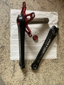 Rotor Agilis Double Crankset - 175mm - Picture 1 of 8