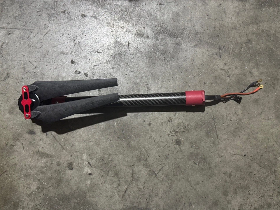 DJI S900 Hexacopter arm with motor and Propellers (Red) - Image 1 of 4