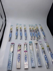 16 Vintage Oral B Toothbrushes Lot - Picture 1 of 7