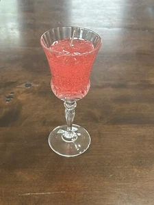 Wine Glass 8 oz Gel Wax Candle Rose Colored Champagne Scented - Picture 1 of 3