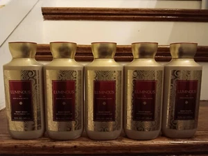 Bath and Body Works leuchtendes Duschgel 5 Stück neu eingestellt B5 Aloe Johannisbeere - Bild 1 von 4