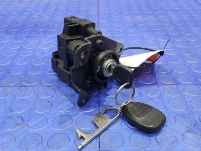 Cilindro de bloqueo de interruptor de encendido Chevy Malibu 2004-2012 con llave OEM Foto 1 de 4