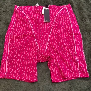NEW ADIDAS X IVY PARK Hot Pink Monogram Shorts Size 2XL - Picture 1 of 4