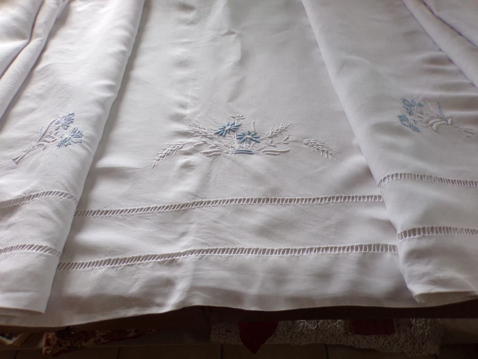 Drap Ancien en Lin Broderie Floral 230 cm x 308 cm - Photo 1/4