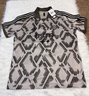 Camiseta de fútbol Adidas X BSTN X Bayern Munich The Garden para hombre talla grande JF0573 Foto 1 de 4