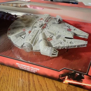 Vehículo fundido a presión Star Wars Millennium Falcon Deluxe - Juguete exclusivo de Disney Store - Imagen 1 de 9