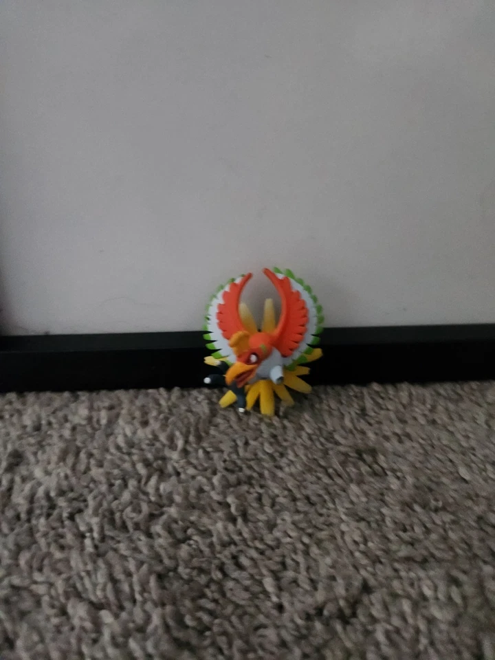 Figura de acción Pokémon Ho-oh Posable Takara Tomy Japón Foto 1 de 4