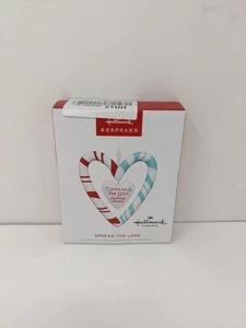 Hallmark Keepsake Christmas Ornament 2024, Hallmark Channel Spread The Love - Picture 1 of 5