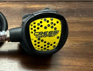 Cressi XS Compact Scuba or Hookah diving 2nd stage Regulator - Picture 1 of 4