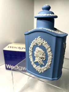Carrito de té Wedgwood Jasperware azul y blanco Sprigging - Caja original bonita - Imagen 1 de 9