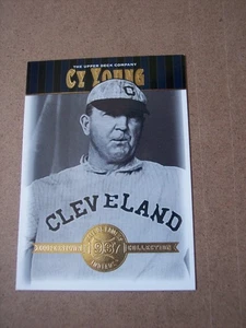 2001 Upper Deck Hall of Famers Cy Young card #23 NM-MT - Picture 1 of 2