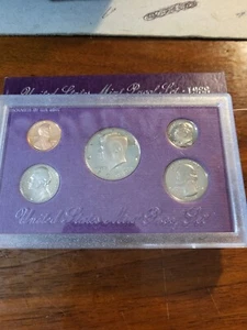 1988S UNITED STATES PROOF SET OF COINS - Bild 1 von 1