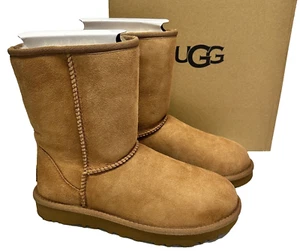 UGG Classic Short II Women’s Boot Style #1016223 Chestnut Brown SIZE 6  New - Picture 1 of 9