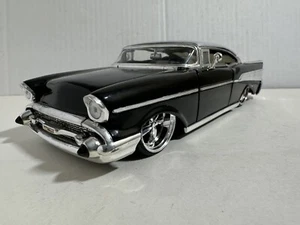 JADA DUB CITY 1957 CHEVY BEL AIR SCHWARZ / SILBER 1:24 DIECAST MODELL NEU OHNE BOX - Bild 1 von 12