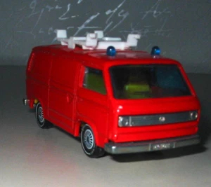 Modell / Automodell VW T3 / T 3 Transporter Siku 1331 ohne Leiter Feuerwehr mit! - Bild 1 von 7