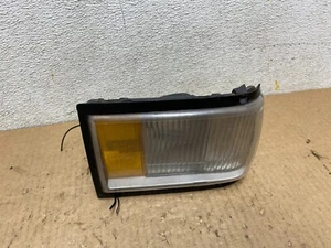 1987 - 1988 Cadillac Deville Front Right Passenger RH Turn Signal OEM L8740 DG - Picture 1 of 8