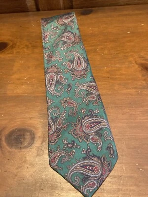 Corbata de seda Oleg Cassini verde cachemira 63 x 3 Foto 1 de 3