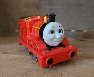 2004 Tomy Thomas and Friends Railway - JAMES - Pull Back w/Moving Eyes - Picture 1 of 5