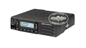XPR2500 Motorola MOTOTRBO AAM02JQH9JA1AN VHF 136-174 MHz 45 Watt WYŚWIETLACZ - Zdjęcie 1 z 6