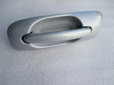 Maçaneta de porta DODGE CARAVAN RH ORIGINAL DO FABRICANTE 2003 2004 2005 2006 2007 0RP90WS2AE - Imagem 1 de 4