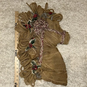 Handgefertigter Sackleinen Pferdekopf Kranz mit Beeren - Bild 1 von 6
