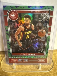 Trae Young 2025 Haunted Hoops HOLO PIPISTRELLI #106 Atlanta Hawks!!! 305/399!!! - Foto 1 di 7