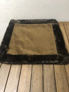 Michael Amini Bedding Designs Pillow Sham Faux Fur Euro 2 Tone Brown 22x22" EUC - Picture 1 of 11