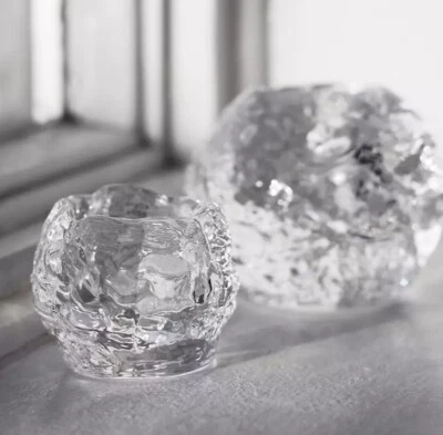 Juego de 2 votivos de cristal bola de nieve mediana Kosta Boda Foto 1 de 4