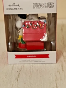 Adorno Hallmark Snoopy, nuevo en caja - Imagen 1 de 3