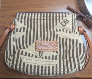 Dooney Bourke Sailboat Coin Purse Brown Tan Zip - Picture 1 of 5