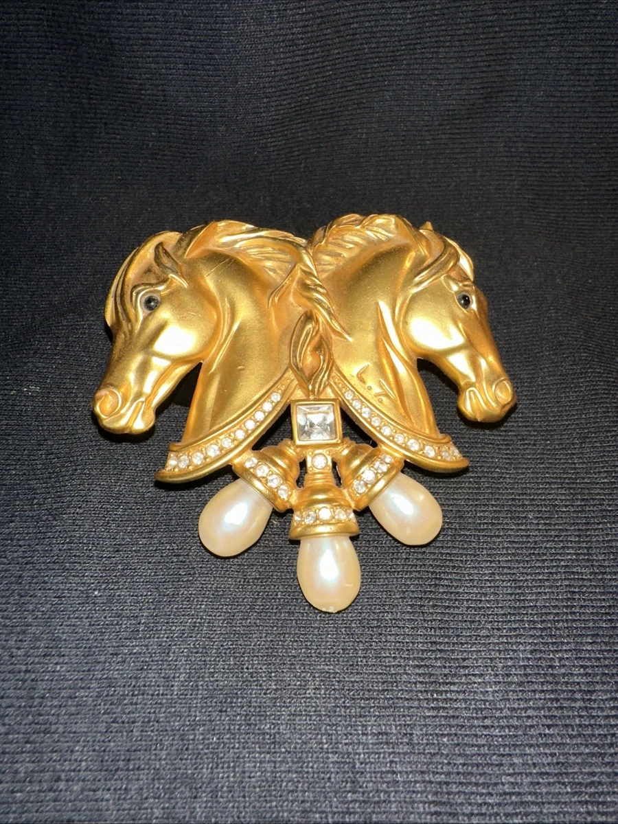 Elizabeth Taylor Avon Jewelry In Vintage Designer Costume Pins