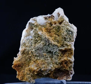 Prehnite, Clinozoisite & Byssolite / Keystone Rock Trap Quarry, Pennsylvania - Picture 1 of 4