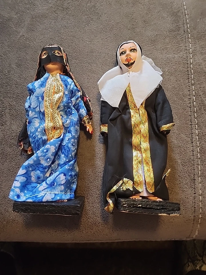Par de muñecas árabes vintage hechas a mano de 7,5 pulgadas  Foto 1 de 4