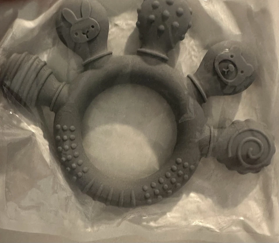 Anillo mordedor de silicona para bebé juguete de dentición sin BPA para niños pequeños de 0 a 12 meses Foto 1 de 1