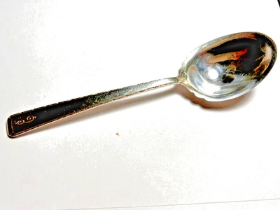 Cuchara de azúcar de encaje antigua de una toalla Foto 1 de 4